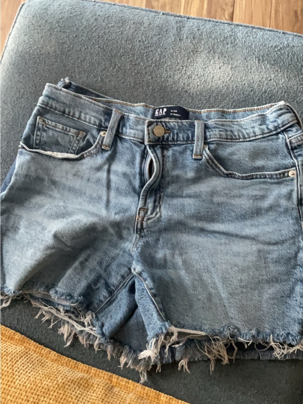 Women’s GAP SIZE 6 EUC